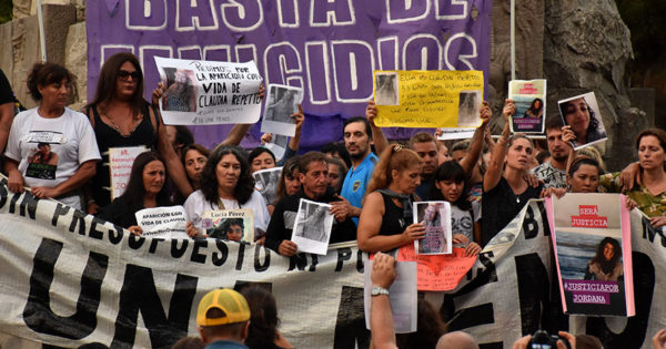 Tras el femicidio de Claudia Repetto, un grito colectivo para exigir justicia