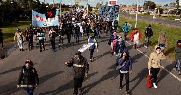 Jueves de protestas en Mar del Plata: corte de organizaciones en la Ruta 2