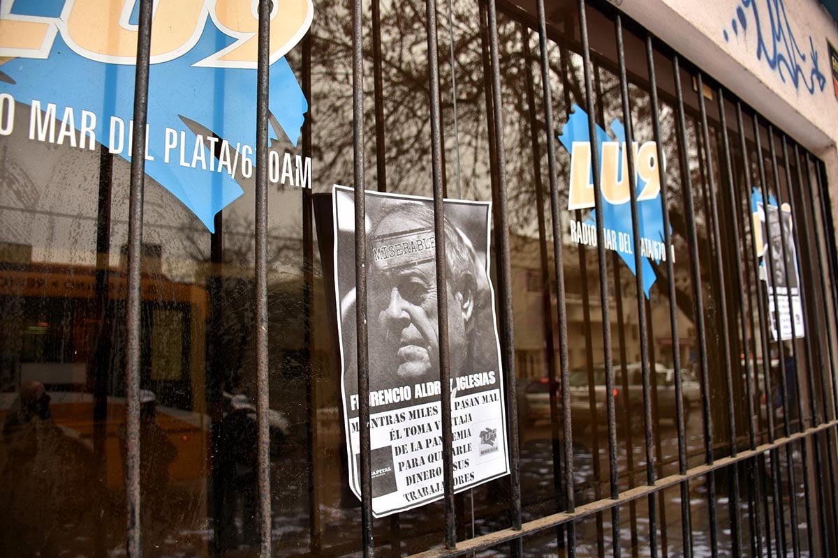 LU9: protesta y radio abierta para que Aldrey Iglesias pague los sueldos completos