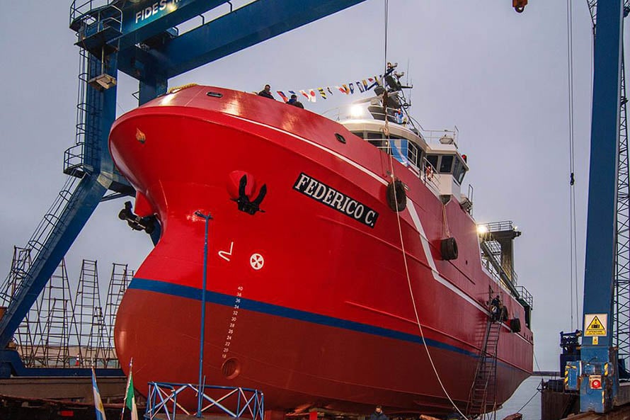 Astillero Contessi botó el buque pesquero congelador “Federico C”