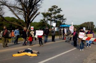 Corte de ruta y protesta por la reducción del servicio de salud en Chapadmalal
