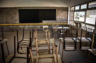 Kicillof anunció un “refuerzo escolar” con clases a contraturno y los sábados