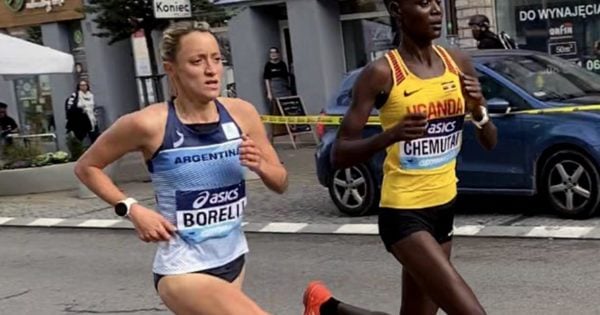 Florencia Borelli batió el récord argentino en el Mundial de Media Maratón