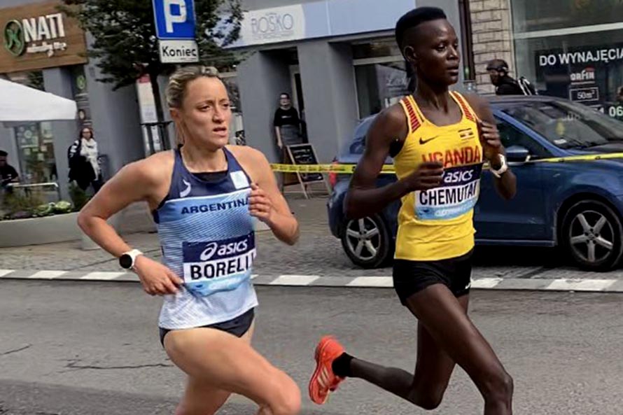 Florencia Borelli batió el récord argentino en el Mundial de Media Maratón