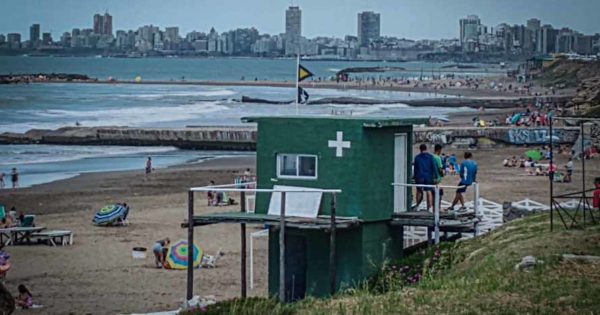 Piden extender el operativo de guardavidas en todas las playas hasta Semana Santa