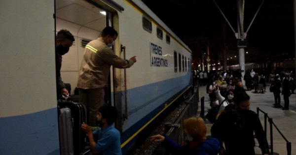 Llegó el primer tren a Mar del Plata desde el inicio de la pandemia: cómo conseguir pasajes