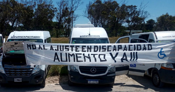 Transportistas de personas con discapacidad llevaron sus reclamos a Alberto Fernández