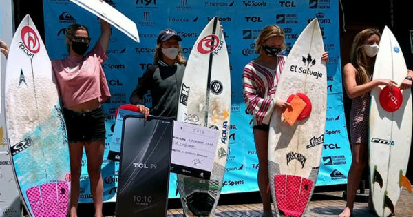 Surf: Leandro Usuna y Josefina Ané fueron los ganadores en la vuelta a la competencia
