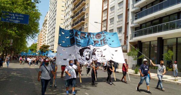 Barrios de Pie se movilizó e inició un acampe en Mar del Plata