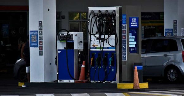 Nuevo aumento en los precios de los combustibles: 1% en nafta y 1,9% en gasoil