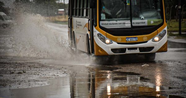 Domingo de alerta amarilla por lluvia y viento en Mar del Plata