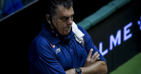 Peñarol, sin entrenador: la dirigencia decidió que Carlos Romano no continúe