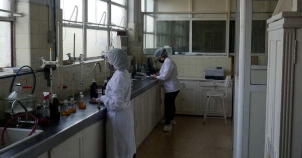 Farmacoop, la cooperativa que produce test rápidos para detectar covid-19 en el país