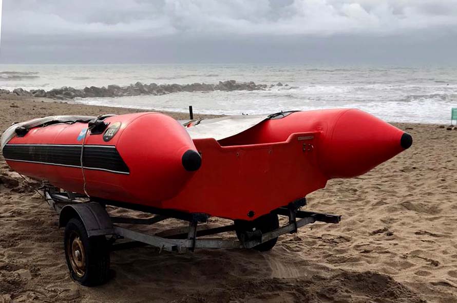 Robaron el motor de un bote de guardavidas: acusan “desidia y abandono”