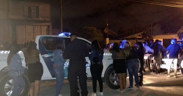 Desarticulan una fiesta clandestina de veinte personas en el barrio Libertad