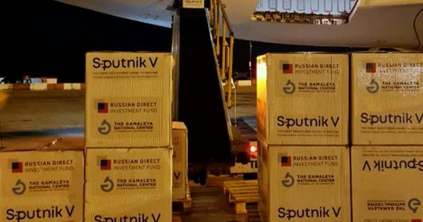 Coronavirus: llegaron al país 517.500 dosis de la vacuna rusa Sputnik V