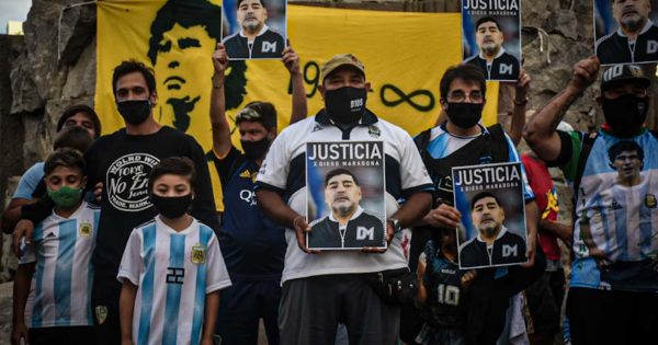 En Mar del Plata también se pidió “justicia” por Diego Maradona