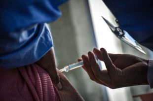 Más de 250 mil personas ya completaron su esquema de vacunación en Mar del Plata