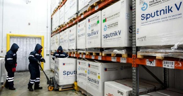 Comienzan a distribuir 399.000 dosis de Sputnik V en todo el país