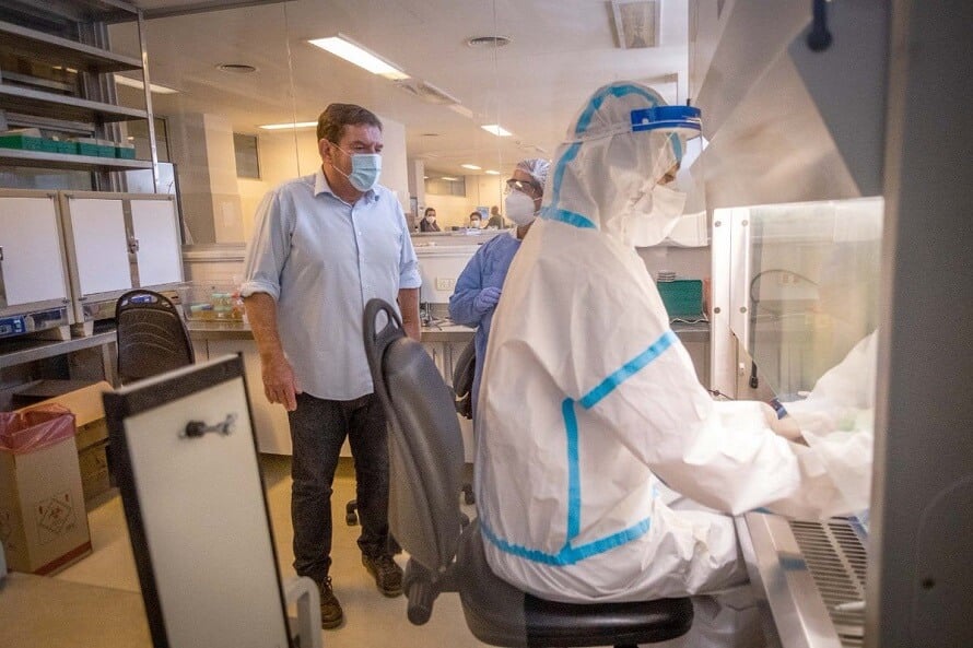 Coronavirus: pusieron en funcionamiento el laboratorio del CEMA