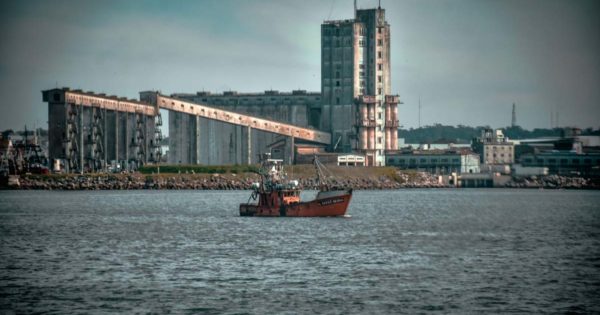 Empresas pesqueras, en alerta por la exploración petrolera en el Mar Argentino