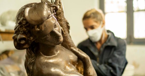 Recuperaron 35 piezas más del predio donde hallaron la escultura “Sirena”