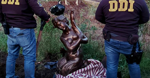 Hallaron la estatua de la sirena que había sido robada de Plaza San Martín