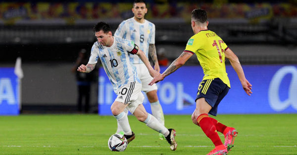Argentina no lo pudo aguantar ante un Colombia que lo empató en la última jugada