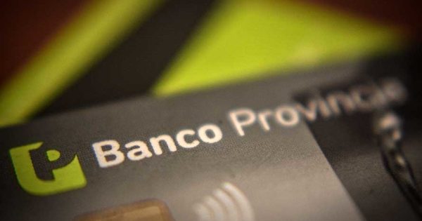 Banco Provincia lanza descuentos del 30% en la compra de indumentaria con tarjetas