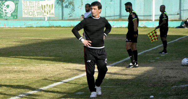 Gustavo Noto dejó de ser el entrenador de Círculo Deportivo