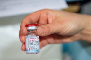 Coronavirus: Argentina empezará a vacunar a adolescentes con dosis de Moderna