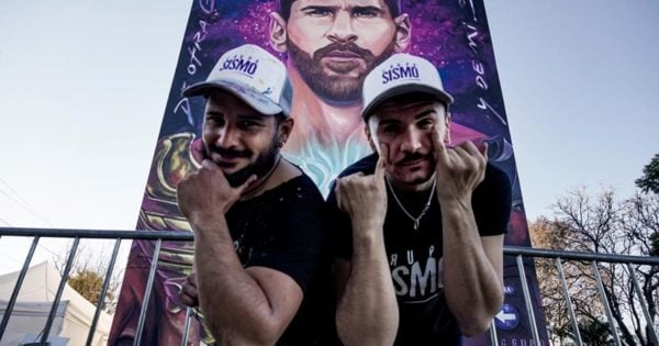 Artistas marplatenses inauguraron en Rosario el mural en homenaje a Messi