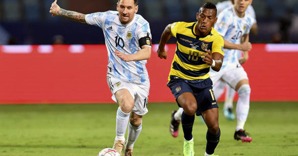 Con Emiliano Martínez como titular, Argentina busca su lugar en la final