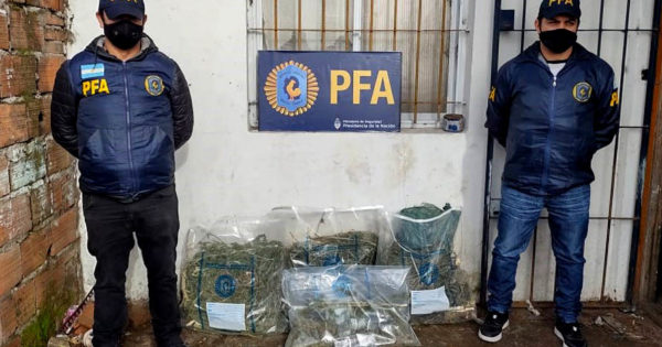 Doce allanamientos en Mar del Plata por venta de drogas y trata: cinco detenidos