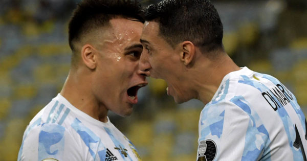Argentina regresa a Brasil después de la consagración de la Copa América