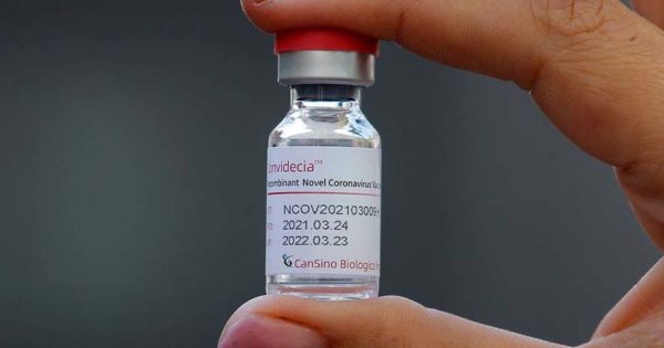 Llegaron al país 200 mil vacunas de CanSino para poblaciones “de difícil acceso”