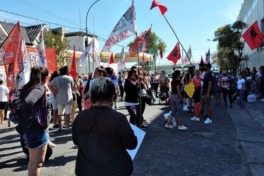 Jornada de protesta frente a fábricas de alimentos: “Que bajen los precios”