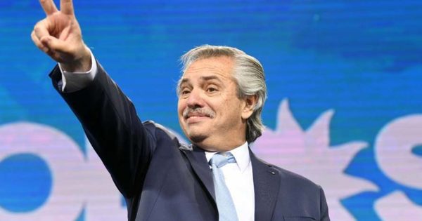 Alberto Fernández, entre la derrota electoral y el anuncio de un programa económico