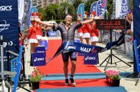 Agustín Leiro y Yanina Minaglia, los ganadores del “Half Triatlón” en Mar del Plata