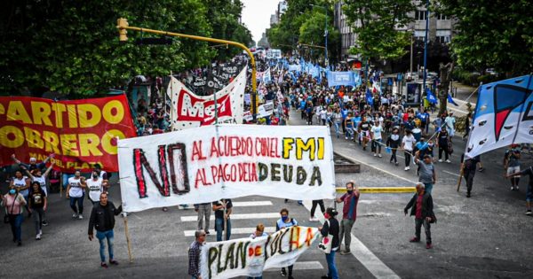 Conmemoran los 20 años del estallido con una marcha: “¡Viva el Argentinazo!”