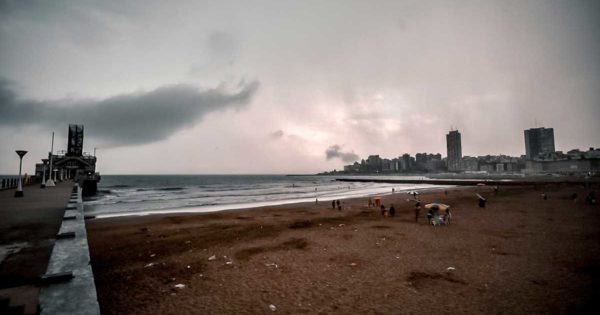 Fin de semana largo con alerta meteorológico por tormentas en Mar del Plata