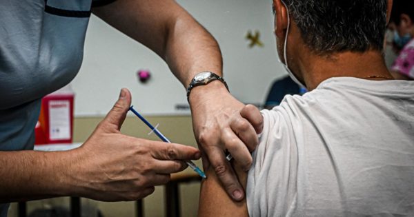 Covid-19: con cambios, cómo sigue el operativo de vacunación en Mar del Plata