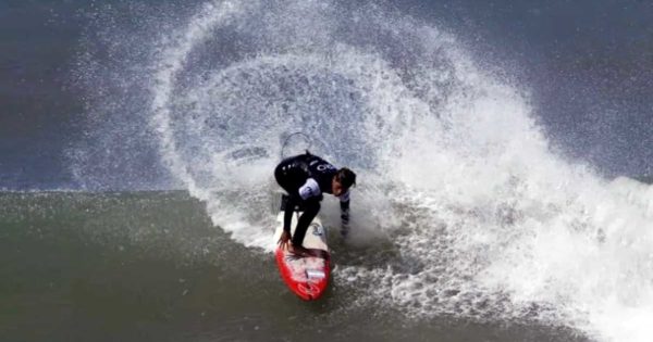 Muñoz Larreta, el primer surfista en ganar con 15 años una fecha del Tour Argentino