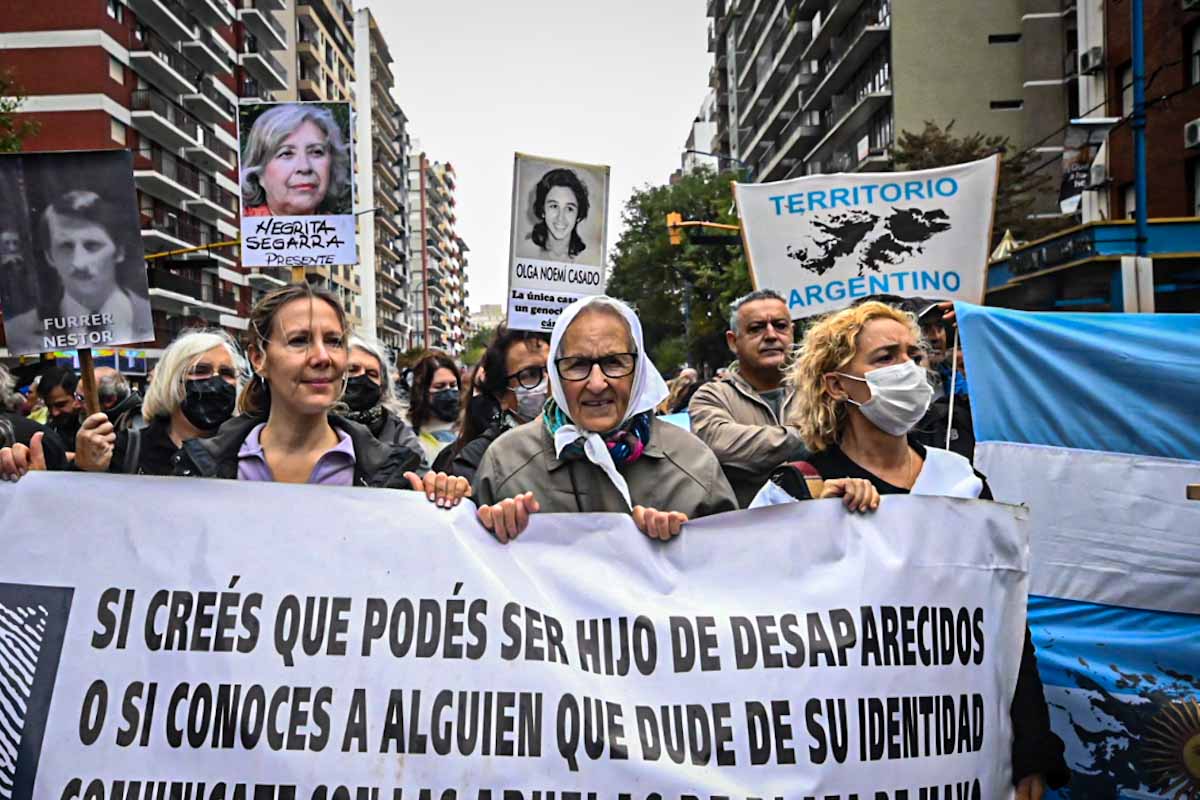 Seamos memoria en la calle": la marcha del 24 de marzo en Mar del Plata - Noticias de Mar del Plata