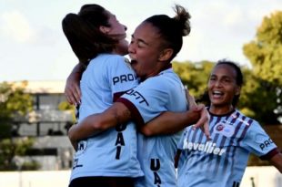 Fútbol femenino: Marina Delgado volvió a convertir en la goleada de la UAI Urquiza