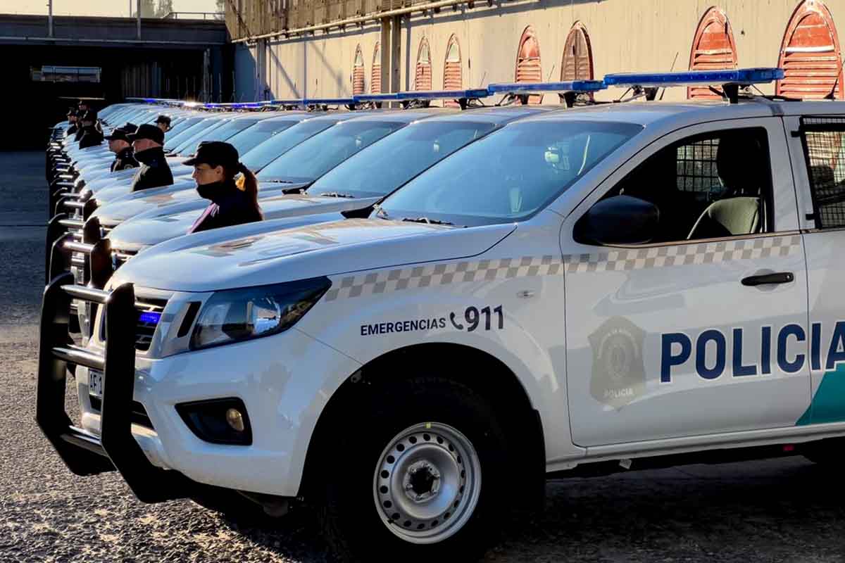 La Municipalidad donó 20 patrulleros a la Policía Bonaerense