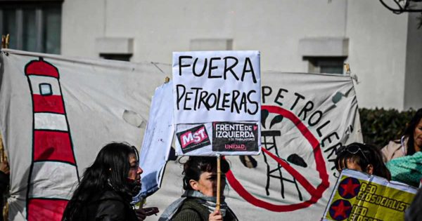 Petroleras: para la Asamblea, Equinor “dibujó” el nuevo estudio ambiental