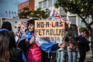 Petroleras: tras un fallo “confuso” de la Cámara, una protesta frente al Inidep