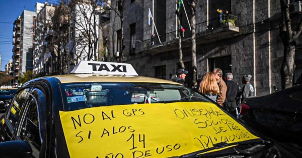 Taxistas, disconformes con el aumento tarifario: “No habrá ninguna mejora”