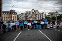 “¡Queremos vivienda!”: gritos y reclamos ante la llegada de Montenegro a un acto